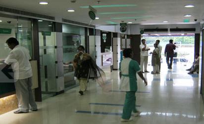 Main Entrance of the Hospital - Fortis Malar Hospital - 富通马拉医院
