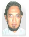 教授 Mohd Solahuddin Bin Mohd Kenali
